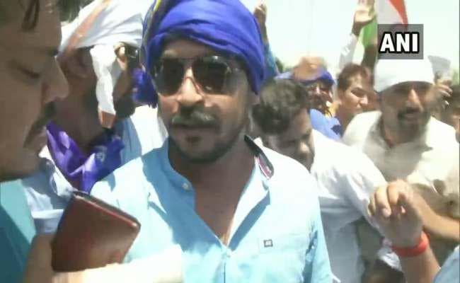 अलवर गैंगरेप के खिलाफ भीम सेना ने किया प्रदर्शन, पीड़िता ने कहा, पांचों को फांसी हो