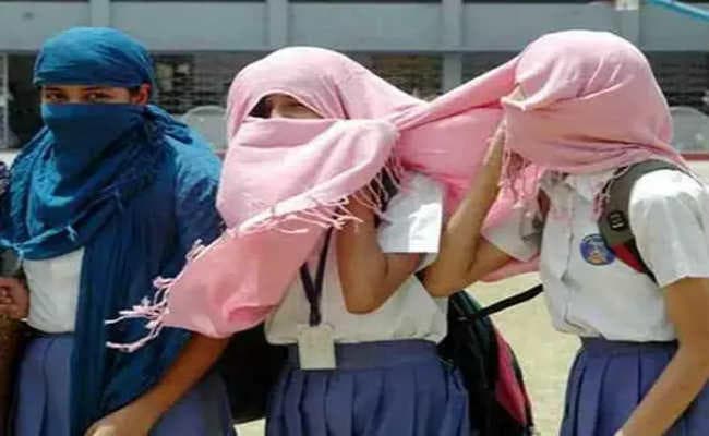 रांची : सरकारी स्कूलों में 13 से गर्मी छुट्टी, रांची में आज से आठवीं तक की कक्षाएं 06.30 से 10.30 बजे तक ही