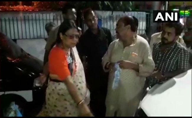 भाजपा कार्यकर्ताओं के घर पुलिस ने मारा छापा, बोलीं टीएमसी उम्मीदवार काकोली- BJP बांट रही है पैसे