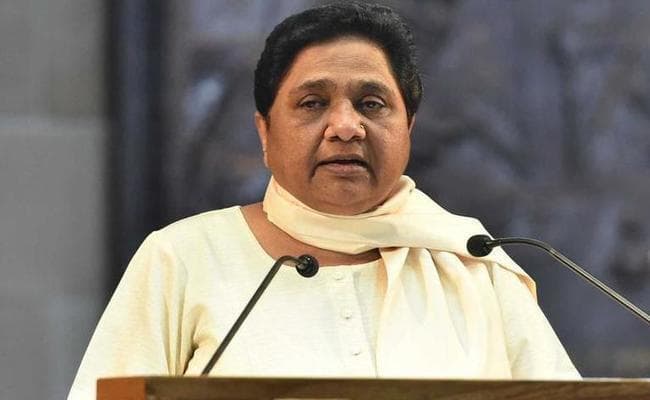 मायावती ने कहा - पीएम मोदी की नैया डूब रही है, आरएसएस ने भी साथ छोड़ा