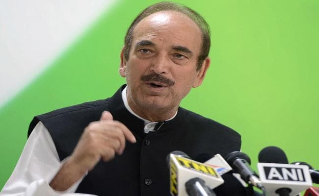 केंद्र में न तो भाजपा और न राजग की सरकार बनेगी : आजाद