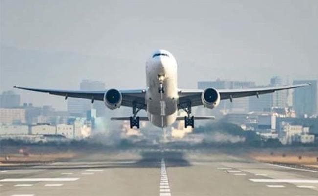 भारत के साथ लगने वाले पाक के हवाई क्षेत्र 15 जून तक बंद रहेंगे