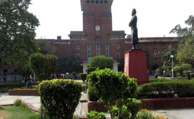 दिल्ली यूनिवर्सिटी में प्रोफेसर बनने का सुनहरा मौका, उम्मीदवार 27 जुलाई तक करें आवेदन