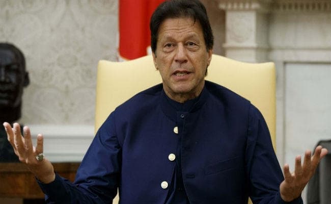 PM इमरान खान ने माना - पाकिस्तान में अब भी हैं 30 से 40 हजार आतंकवादी