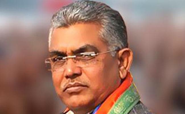 पश्चिम बंगाल : दुर्गा पूजा में काला धन खपाते हैं तृणमूल कांग्रेस के नेता, भाजपा का सनसनीखेज आरोप