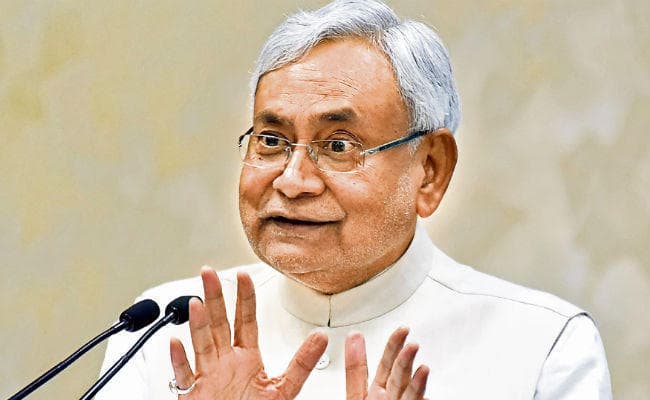 छह महीने में बिहटा-सरमेरा सड़क के निर्माण कार्य को पूरा करें : सीएम नीतीश कुमार