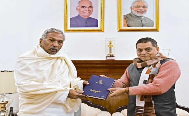 राज्यपाल को जन्मदिन की शुभकामना दी गयी