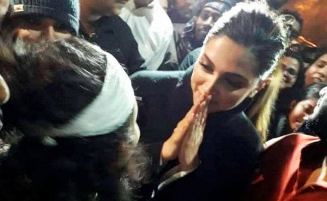 JNU Violence : दीपिका पादुकोण के इस निर्णय पर आइशी घोष ने किया कमेंट