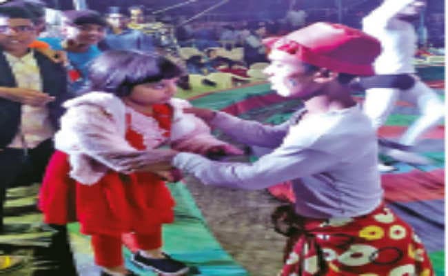 दर्द में भी लोगों को हंसाने का नाम है ‘जोकर’