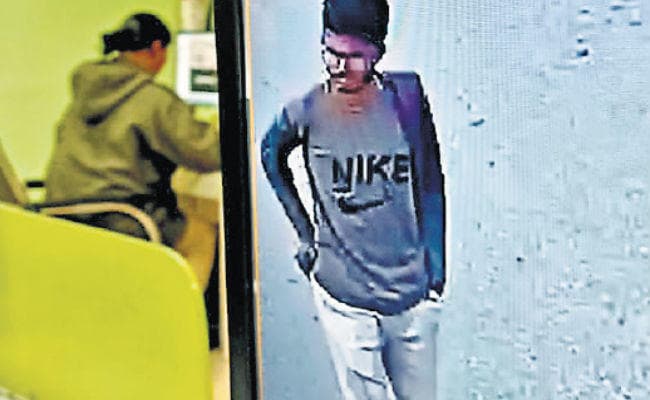 खुलासा : आभूषण अलंकार ज्वेलरी में लूटपाट करने का मामला, घरवाली-बाहरवाली के चक्कर में बन गया अपराधी, की हत्या