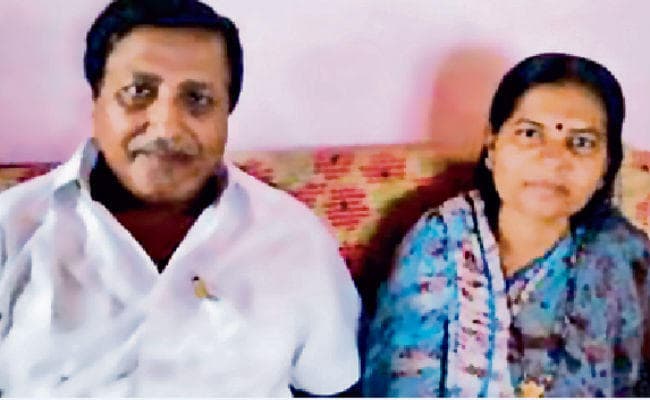 आर्म्स एक्ट मामला : पूर्व मंत्री मंजू वर्मा और पति के खिलाफ आरोप गठित