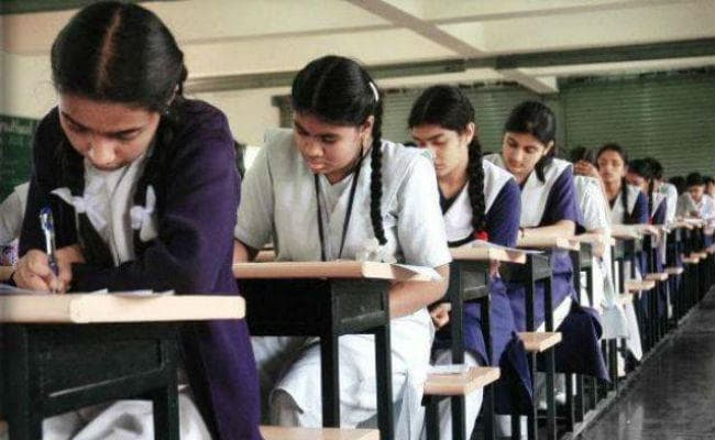 रांची : सीबीएसइ 12वीं की परीक्षा आज से,18 केंद्र बनाये गये