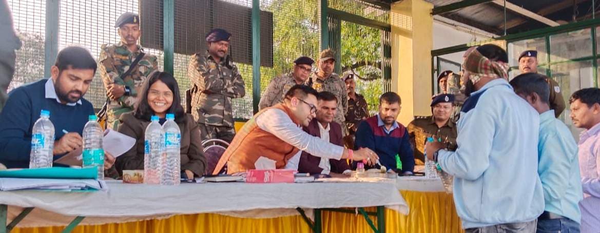 बोकारो : होमगार्ड भर्ती के दक्षता परीक्षा में शामिल हुए 150 से अधिक अभ्यर्थी