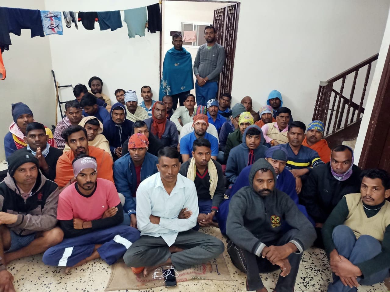 सऊदी अरब में फंसे झारखंड के 45 मजदूरों का खाना-पीना हुआ बंद, सरकार से लगायी मदद की गुहार