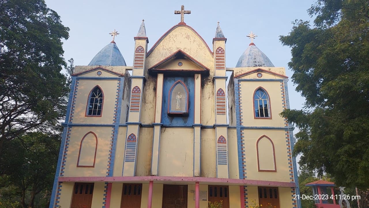 गिरिडीह : प्रभु यीशु मसीह के जन्मोत्सव की तैयारी जोरों पर