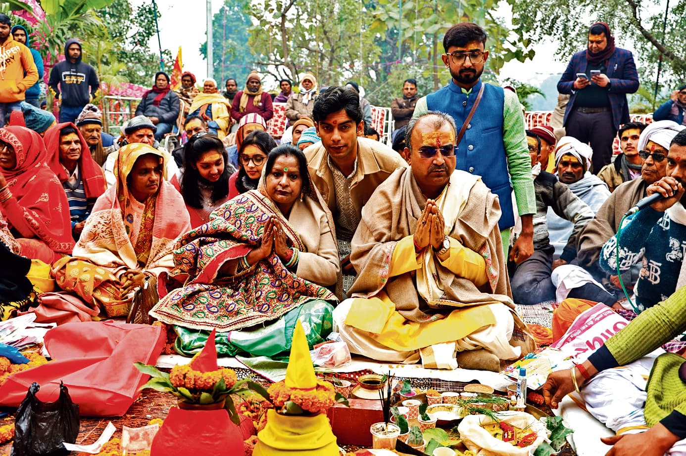 रामलला की प्राण प्रतिष्ठा: सड़कों पर गूंजते रहे श्रीराम के जयकारे, दीपों से रोशन हुआ गांव व शहर