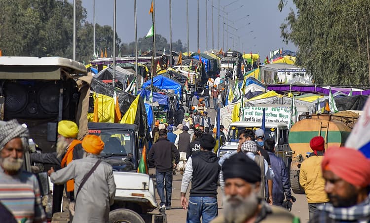 Farmers Protest : 'पीएम नरेंद्र मोदी कुछ तो बोलें', किसान नेताओं ने की ये अपील