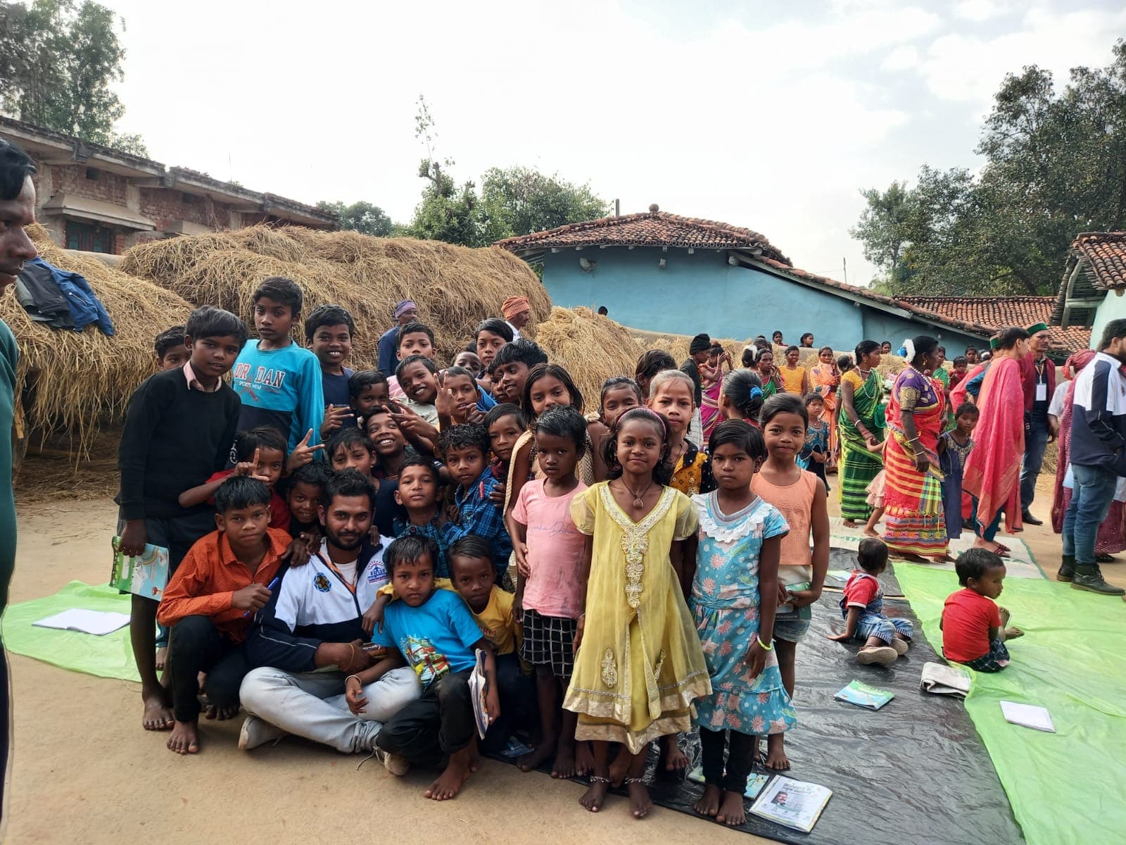 धनबाद: प्रथम एकल गौग्राम कुंभ शुरू, पहले दिन देशभर से आये प्रतिनिधियों ने किया 38 गांवों का भ्रमण