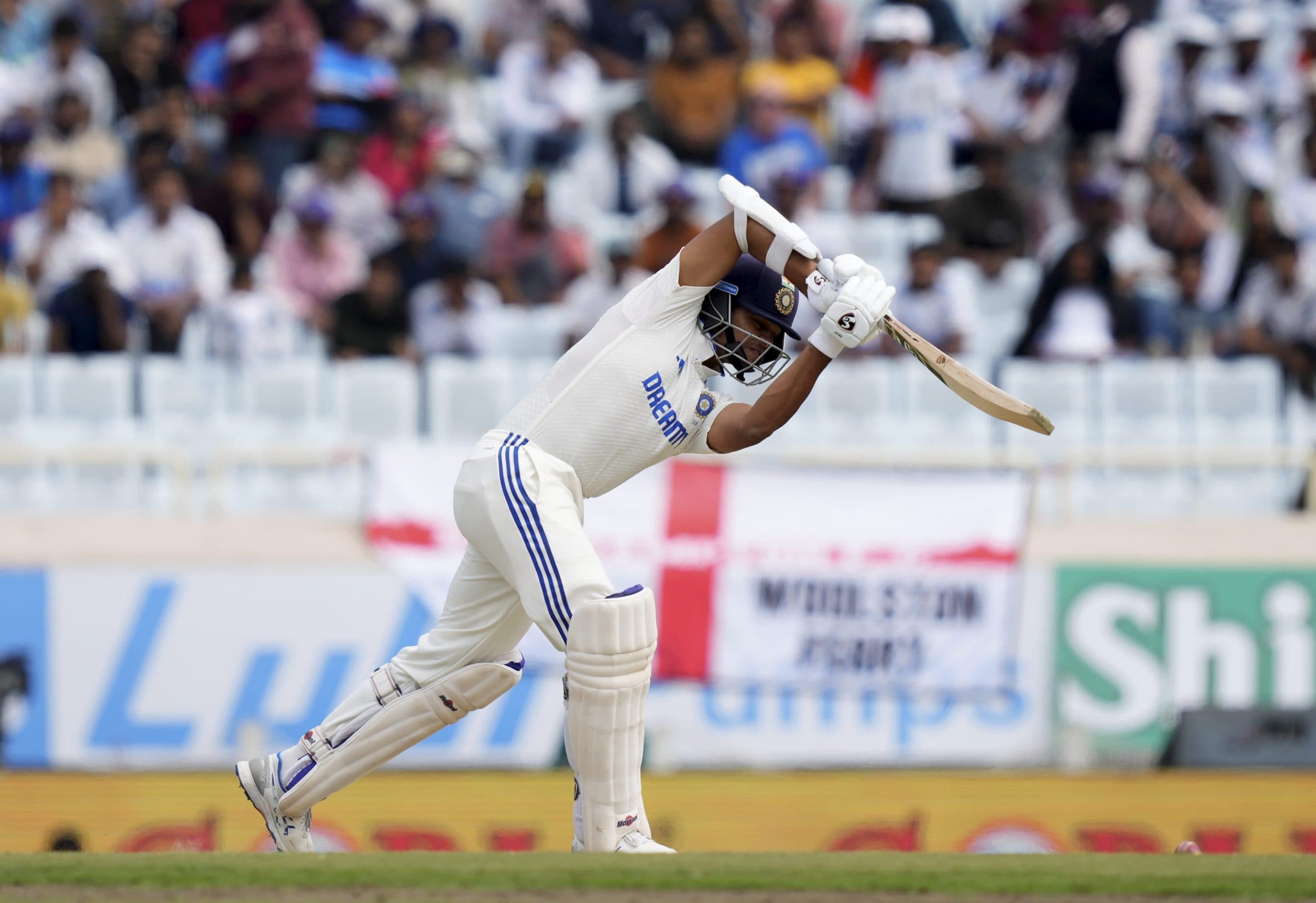 IND vs ENG: यशस्वी जायसवाल ने जड़ा अर्द्धशतक, टीम इंडिया का स्कोर 100 के पार