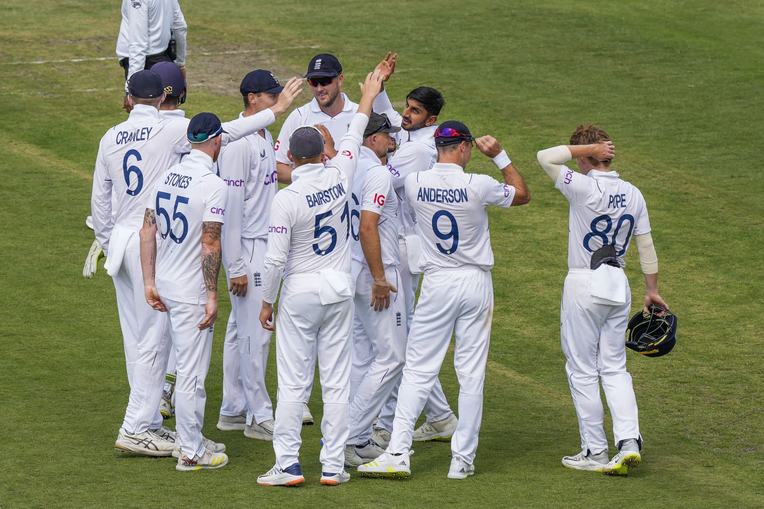 IND vs ENG: दूसरे दिन टीम इंडिया ने गंवाए 7 विकेट, पहली पारी में 200 रन बनाने में छूटे पसीने