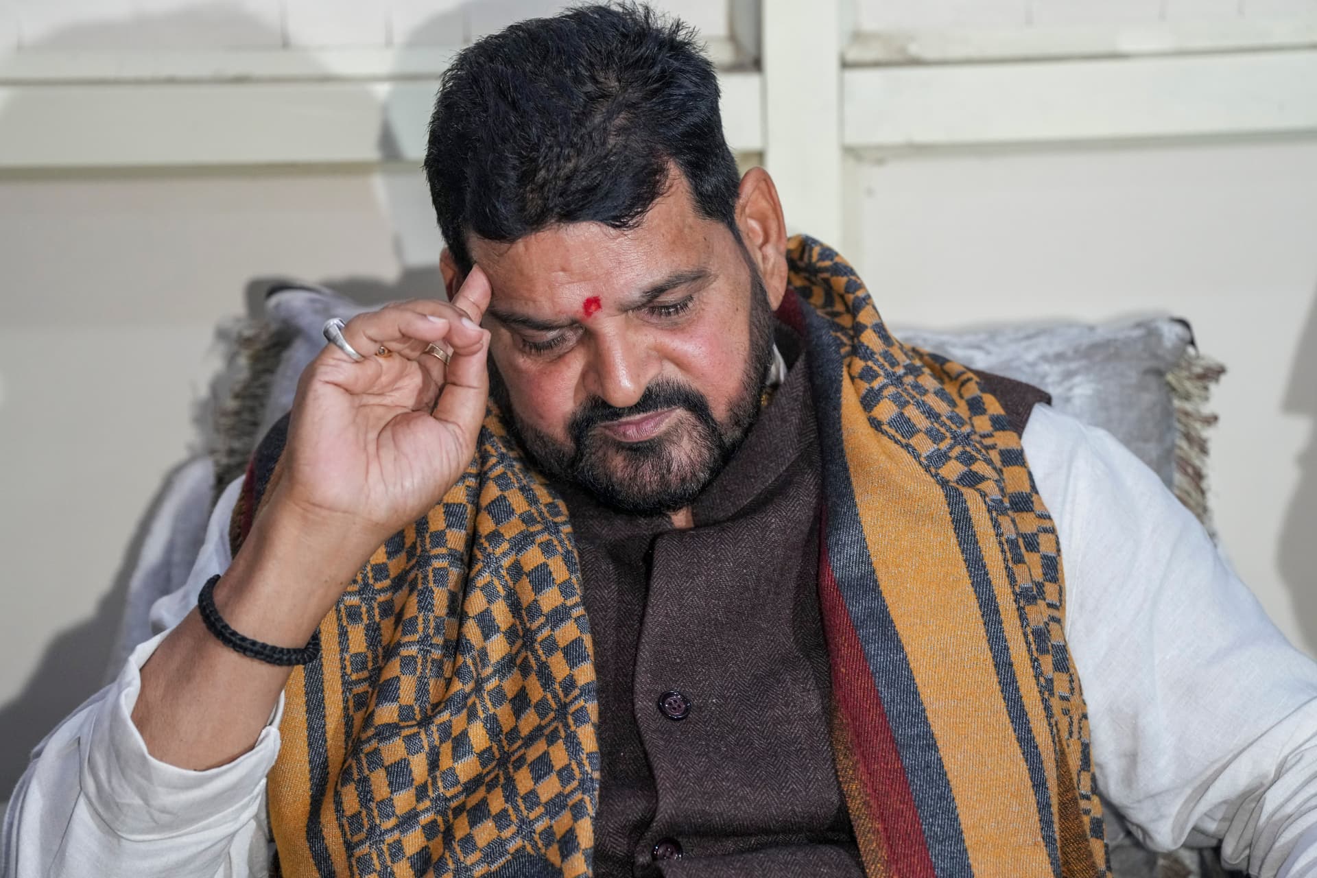 बृजभूषण शरण सिंह की मुश्किलें बढ़ीं! यौन शोषण मामले में पुलिस ने अदालत से की ये अपील
