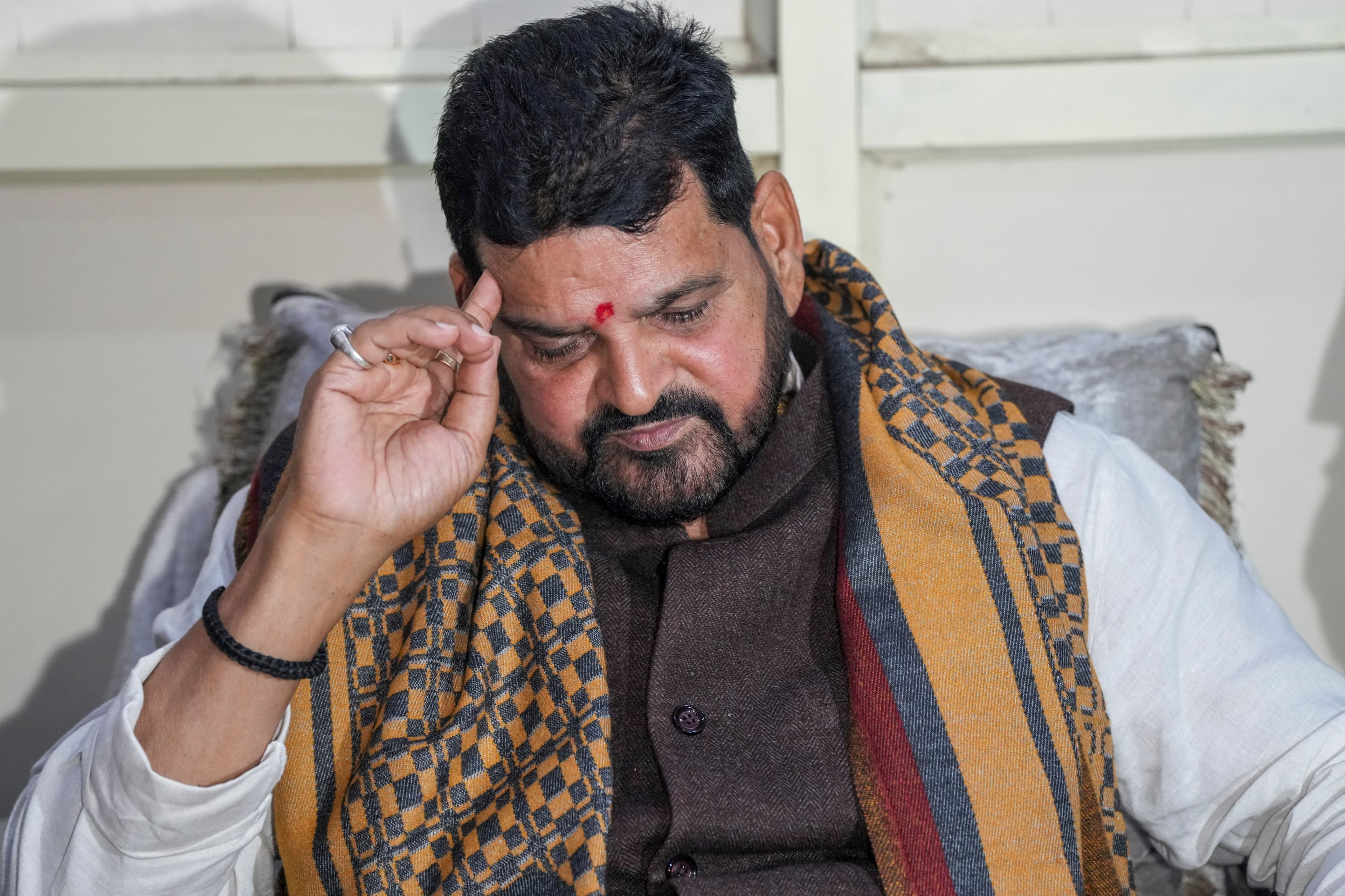 बृजभूषण शरण सिंह की मुश्किलें बढ़ीं! यौन शोषण मामले में पुलिस ने अदालत से की ये अपील