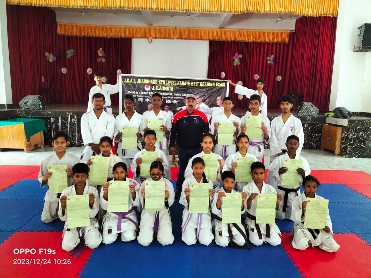 पश्चिमी सिंहभूम : कराटे ग्रेडिंग परीक्षा में ग्रीष्म लागुरी, तरुण व आयन का सर्वश्रेष्ठ प्रदर्शन