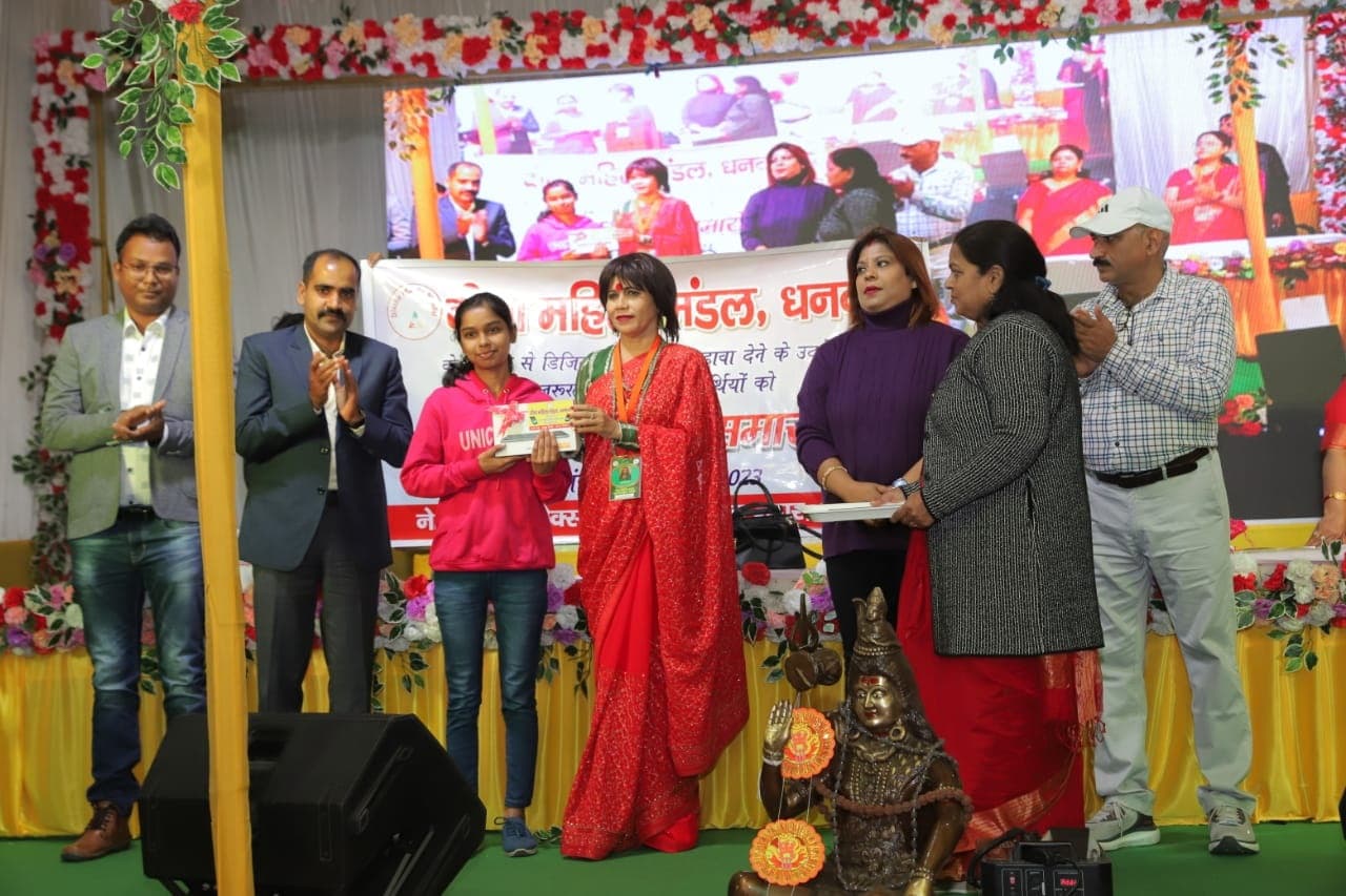 धनबाद : दीक्षा महिला मंडल का आनंद मेला शुरू, लगे 80 स्टॉल