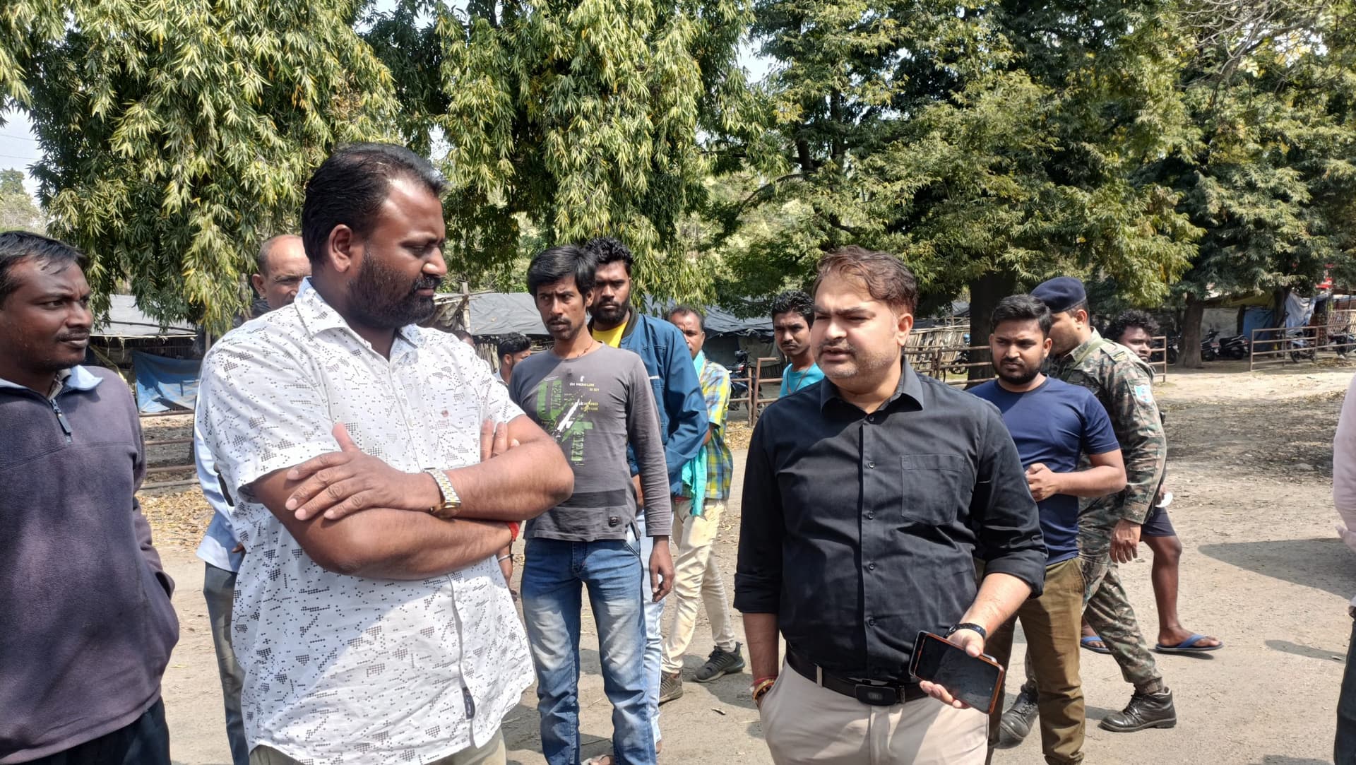 Dhanbad News|हर्ल सिंदरी में 75 फीसदी स्थानीय को नौकरी के दावे की जांच करेगा नियोजनालय, खत्म होगी आर्थिक नाकेबंदी