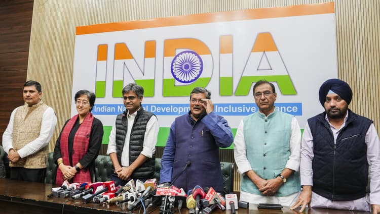 Lok Sabha Election 2024: 'आप' और कांग्रेस मिलकर भी नहीं हरा पाएंगे बीजेपी को दिल्ली में? देखें आंकड़े