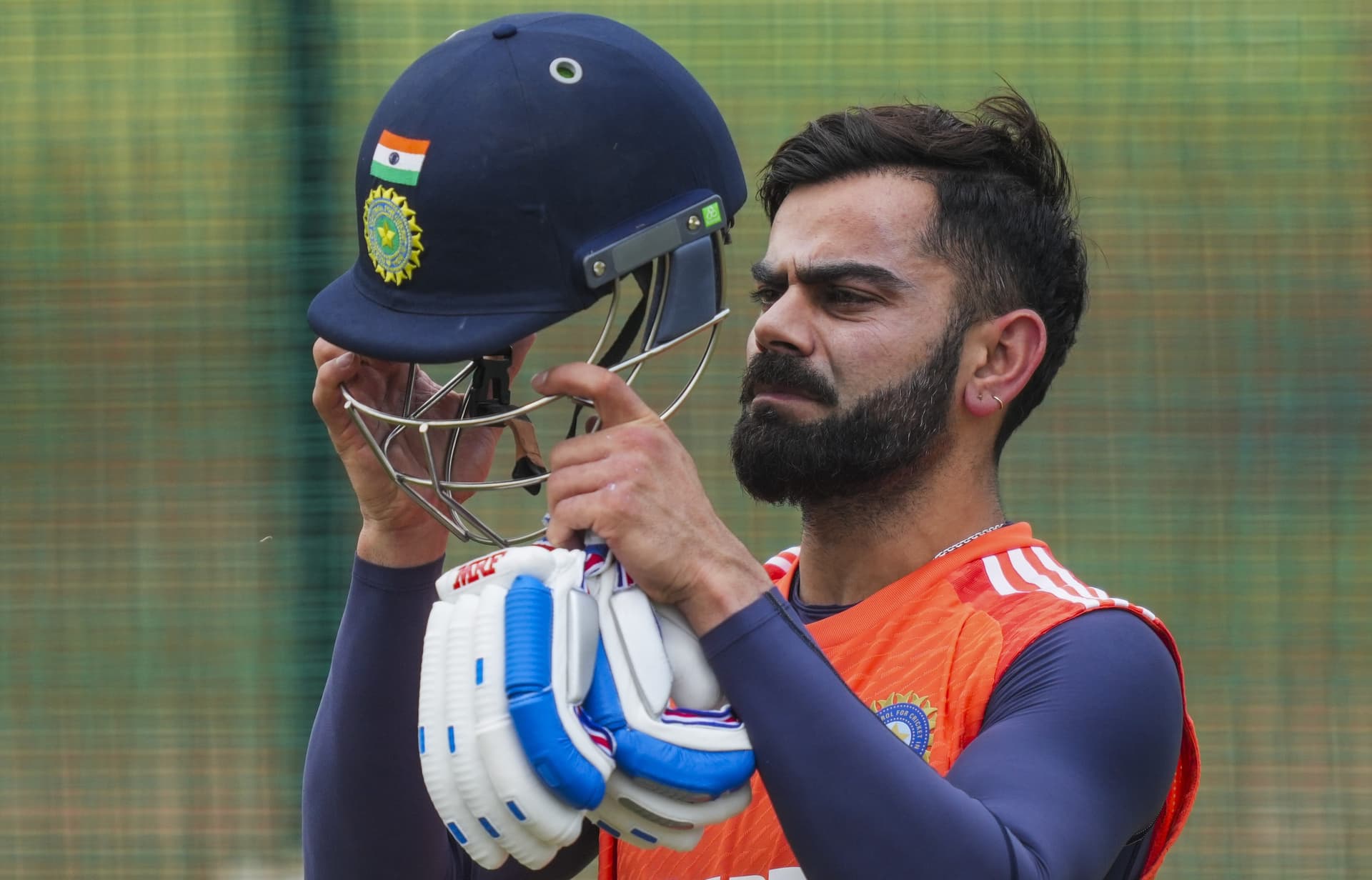 IND vs ENG: आखिरी तीन टेस्ट में विराट कोहली की हो सकती है वापसी, फिरंगियों के छुड़ाएंगे छक्के