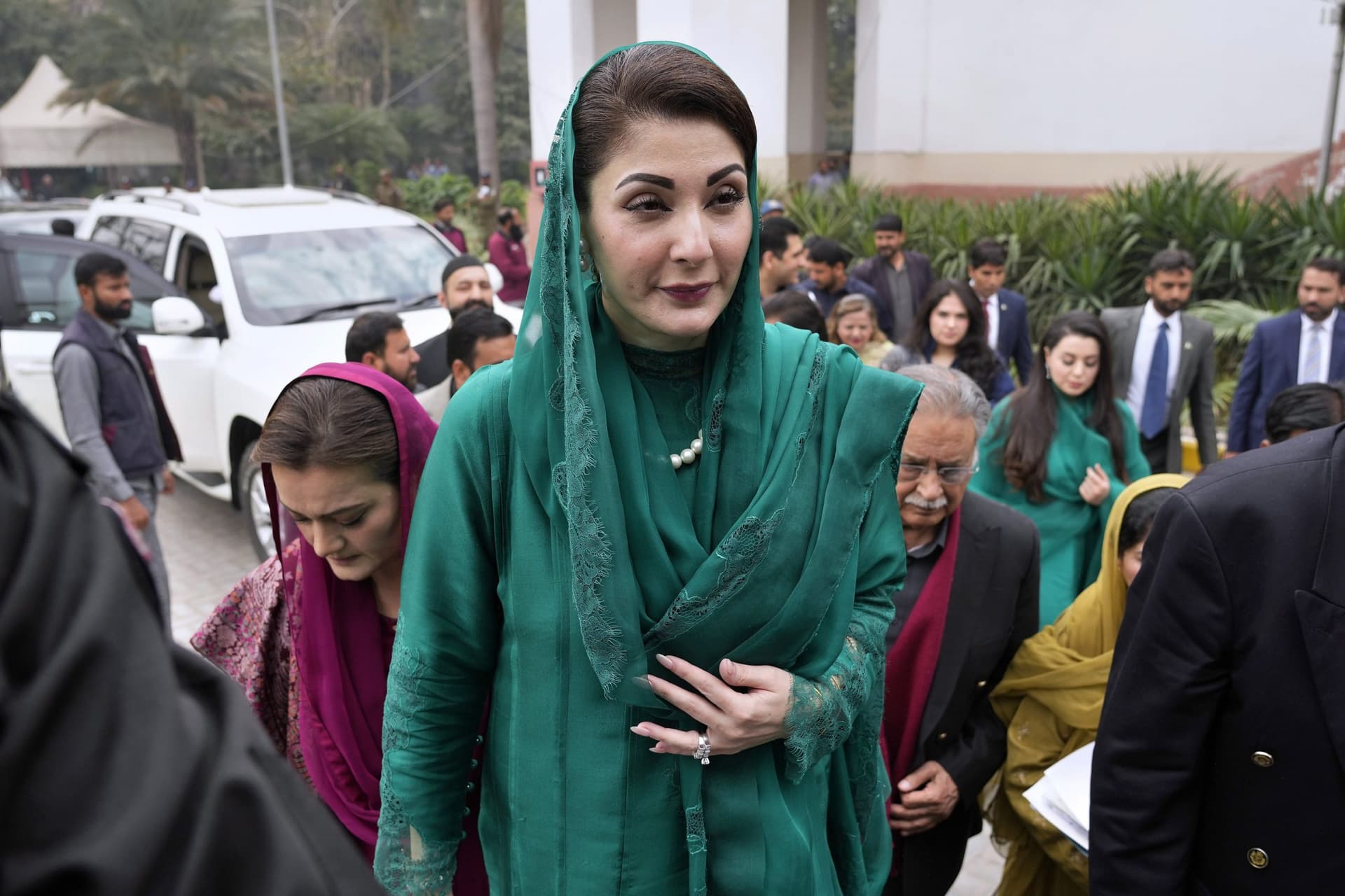 Pakistan News: मरियम नवाज ने रचा इतिहास, पाकिस्तान के पंजाब प्रांत की बनीं पहली महिला मुख्यमंत्री