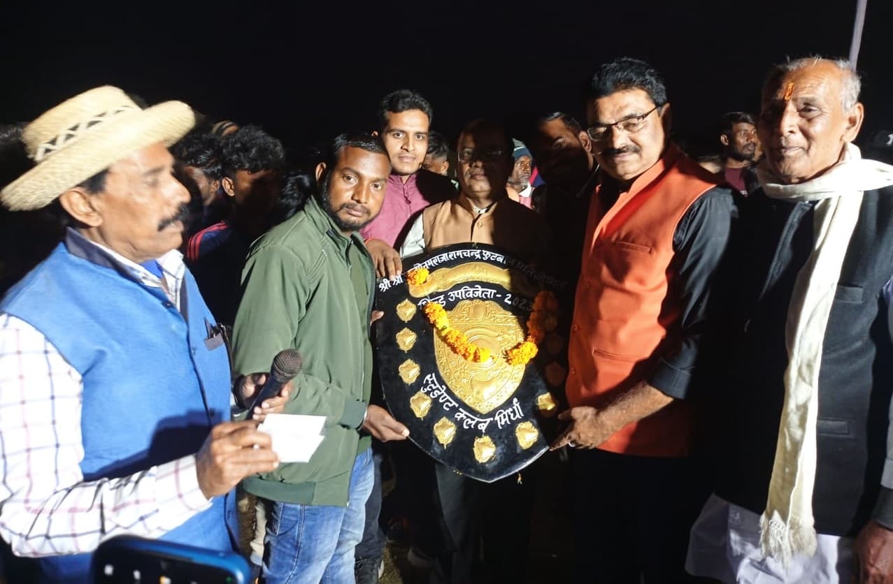 बोकारो : फुटबॉल प्रतियोगिता में सोशल ऑल फेयर क्लब रामामति पुरुलिया की टीम बनी विजेता