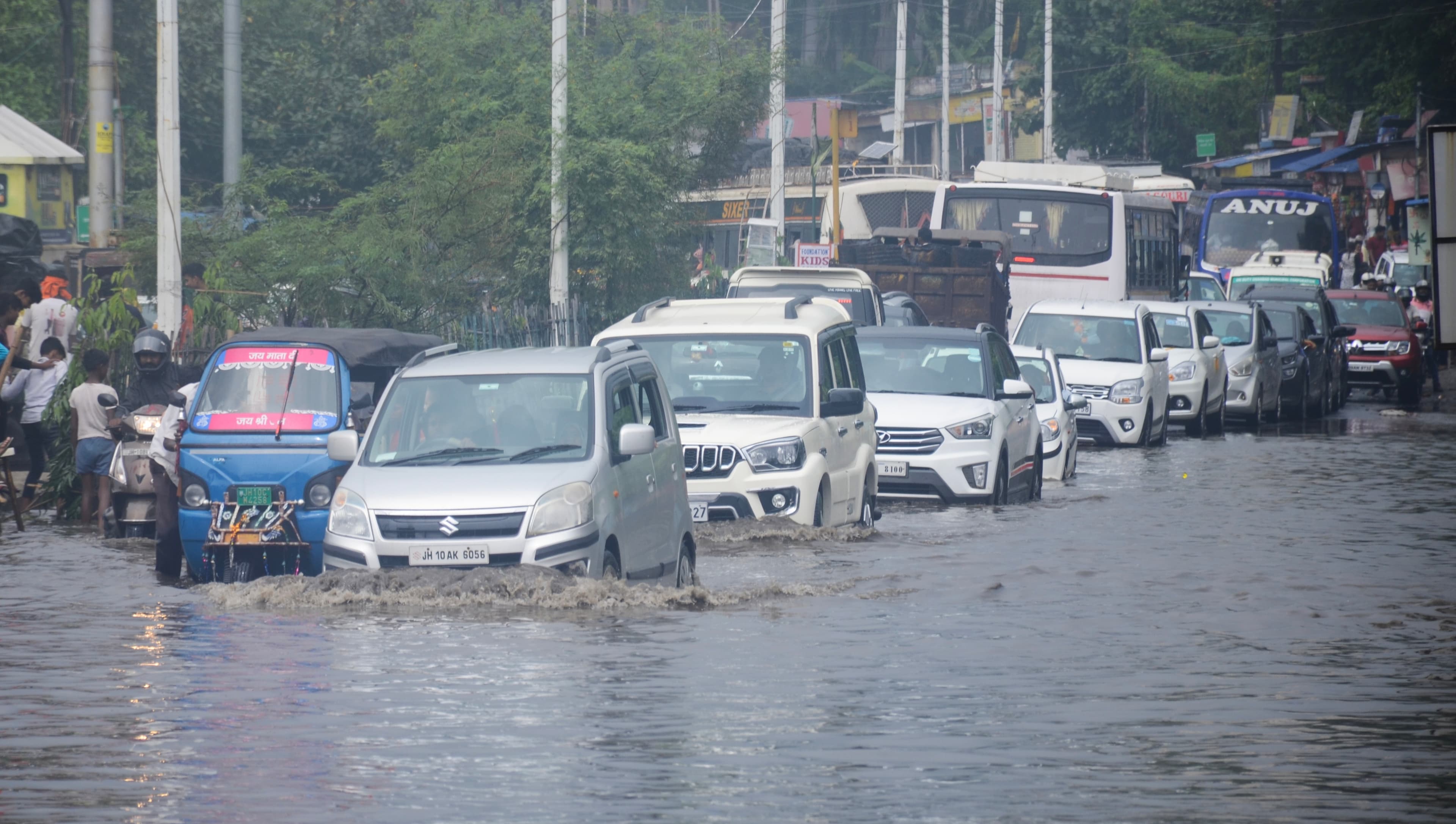 धनबाद : रानीबांध के पास जलजमाव से निजात के लिए नाला बनाना ही बेहतर विकल्प