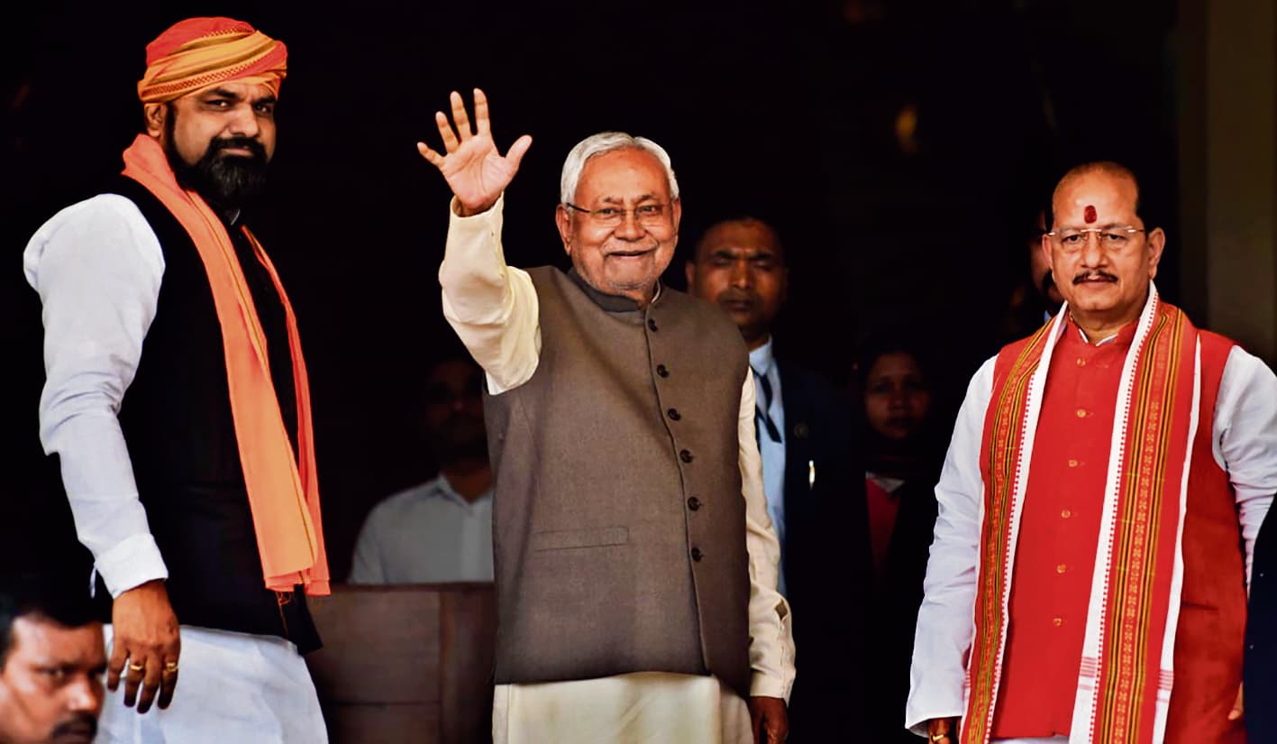 बिहार की महिलाओं के विकास पर 39000 करोड़ खर्च करेगी नीतीश सरकार, जीविका समूहों को भी सशक्त करने की तैयारी