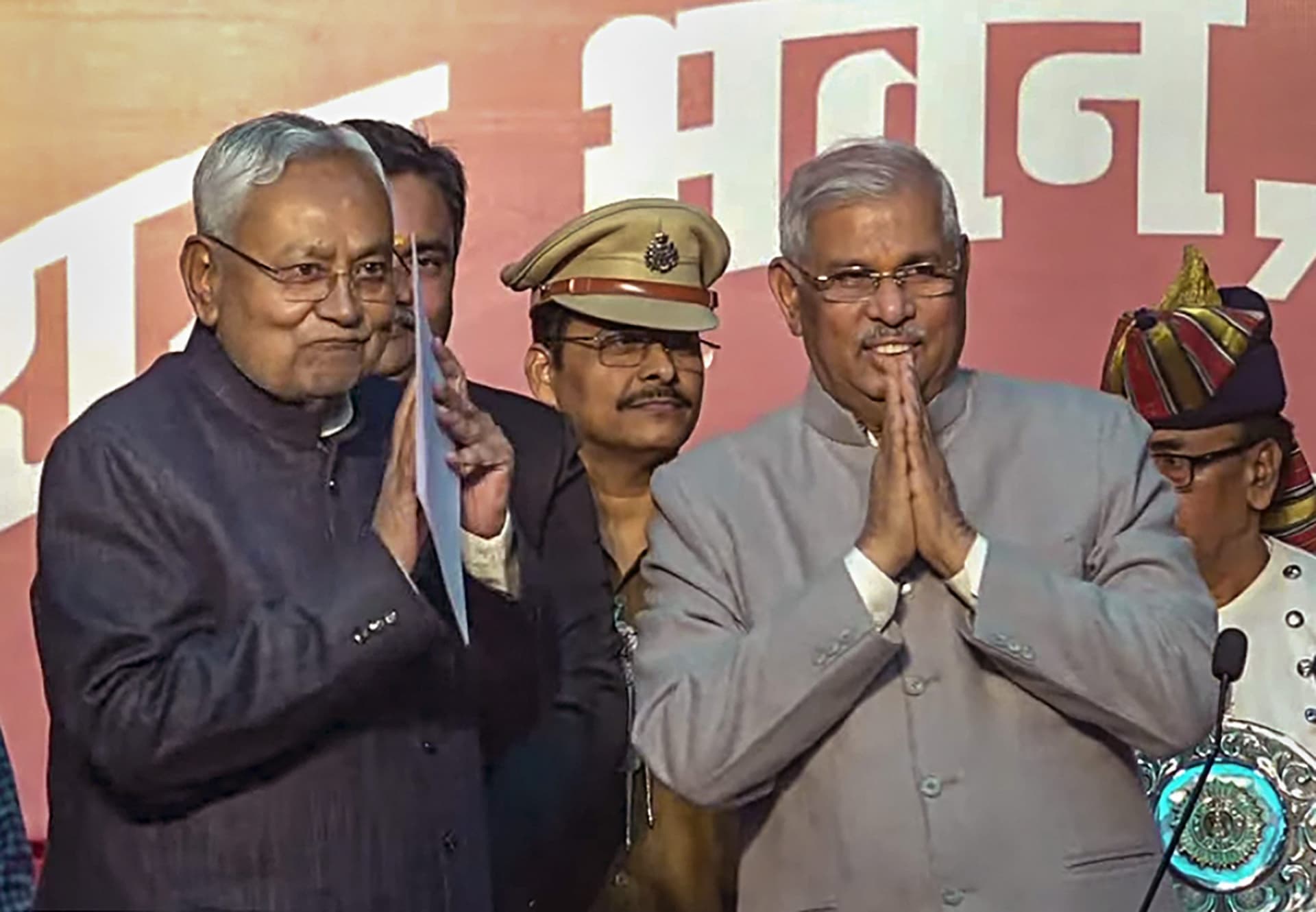 Nitish Kumar: सबसे अधिक बार मुख्यमंत्री बनने का बनाया रिकॉर्ड, इंजीनियरिंग से राजनीति तक ऐसा रहा सफर