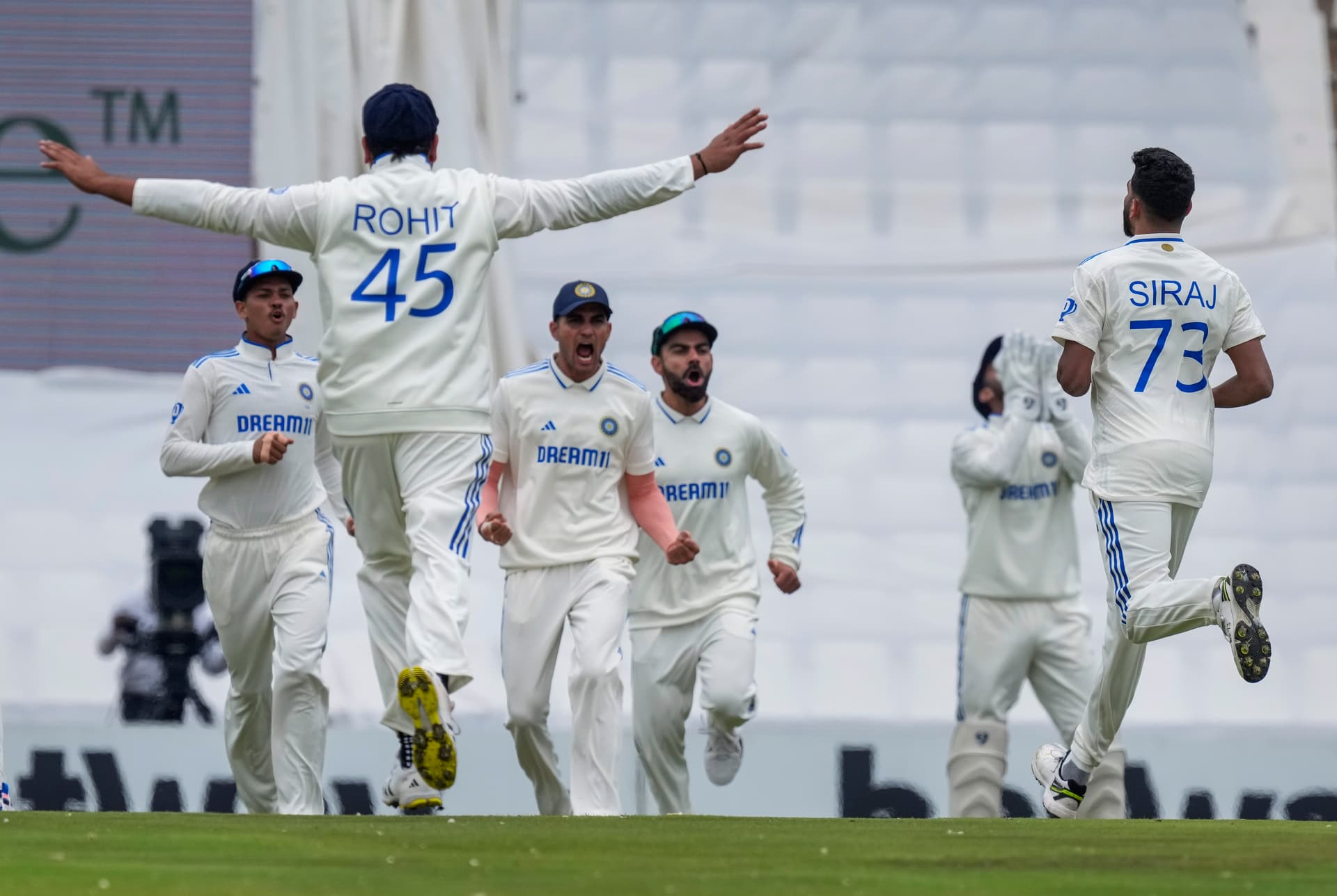 IND vs SA Test: डीन एल्गर के विकेट की तलाश में टीम इंडिया, तीसरे दिन करना होगा यह काम