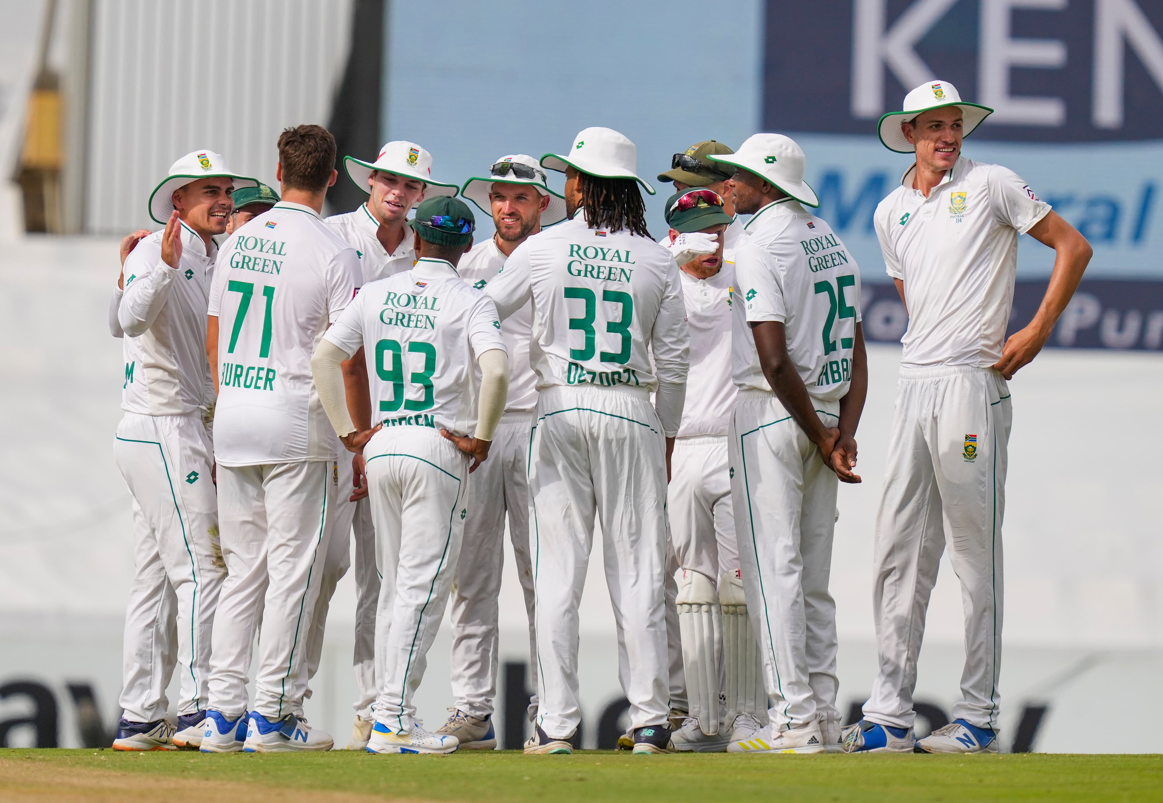 IND vs SA: दूसरे टेस्ट से पहले दक्षिण अफ्रीका को लगा बड़ा झटका, स्टार तेज गेंदबाज बाहर, जानें कारण