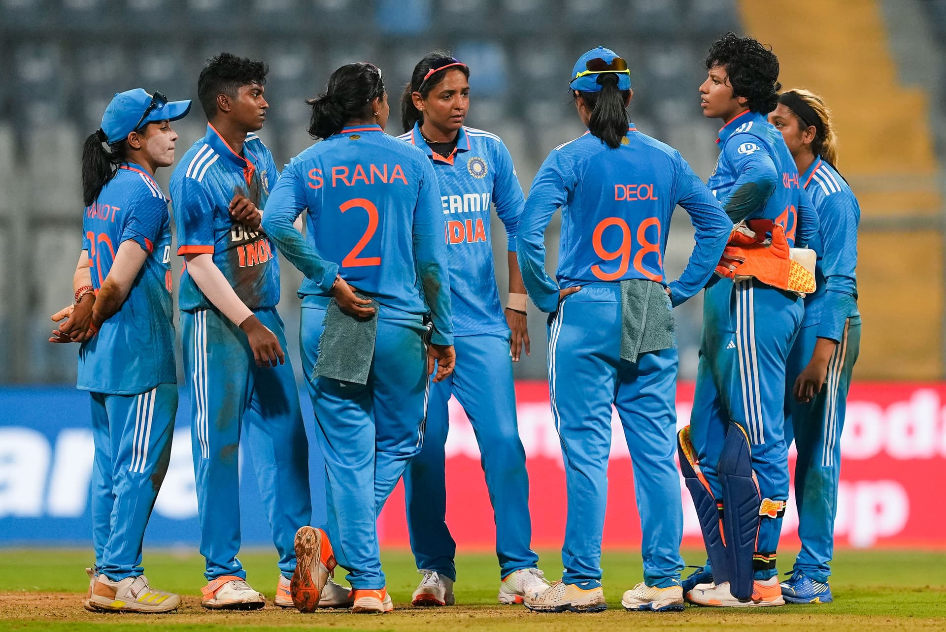 INDW vs AUSW ODI: सबसे बड़ा स्कोर बनाकर भी हारी भारतीय महिला टीम, ऑस्ट्रेलिया 6 विकेट से जीता