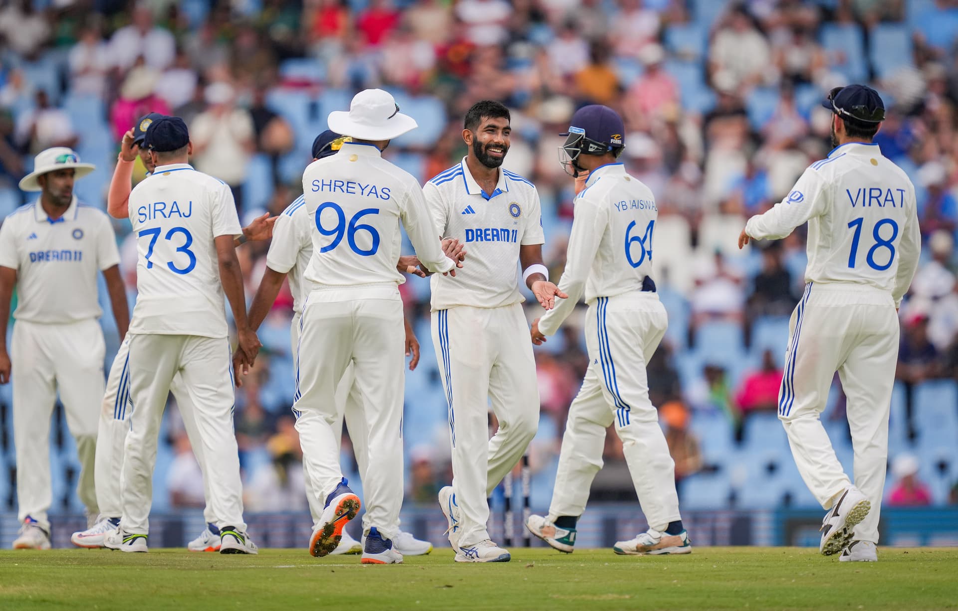 IND vs SA 2nd Test: दूसरे टेस्ट में भी भारतीय बल्लेबाजों को होगी परेशानी! देखें केपटाउन की पिच रिपोर्ट