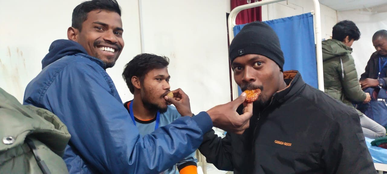 झारखंड : उत्तरकाशी टनल हादसे से सकुशल लौटे चक्रधरपुर के महादेव ने प्रभात खबर को सुनायी आपबीती