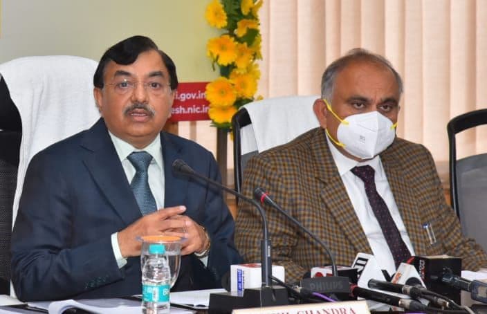 UP Election 2022: उत्तर प्रदेश में बिहार और बंगाल की तर्ज पर मतदान, ओमिक्रॉन संकट के बीच फूल प्रूफ तैयारी