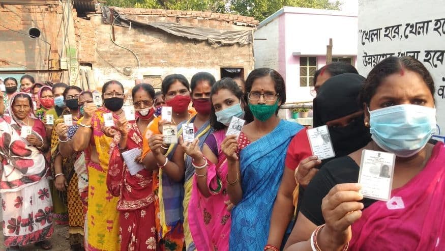 वोटों का धुव्रीकरण और अंतिम फेज की 35 सीटों का समीकरण, TMC और कांग्रेस के गढ़ में BJP को ‘खेला’ की उम्मीद