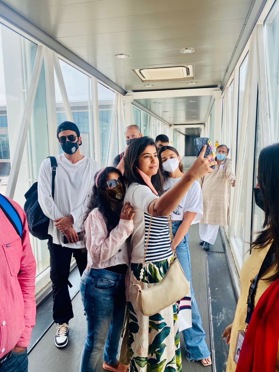 Varanasi News: रणबीर कपूर और आलिया भट्ट पहुंचे वाराणसी, काशी में होगी 'ब्रह्मास्‍त्र' की शूटिंग