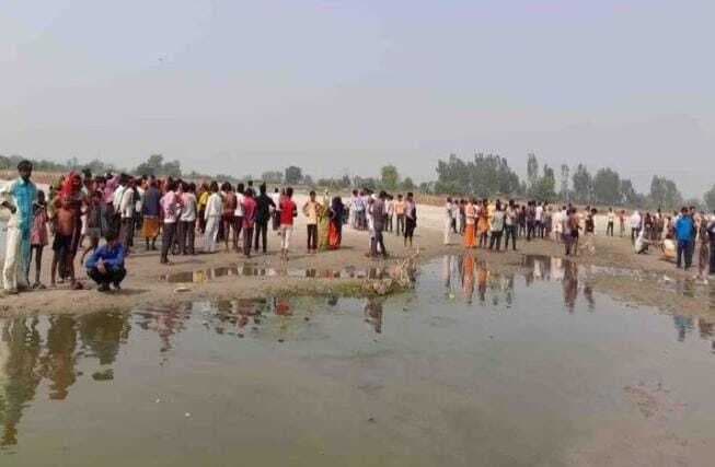 Kanpur News : कानपुर में नहर और गंगा नहाने गए 10 लोग डूबे, सात के शव मिले, तीन लापता Kanpur News : कानपुर में नहर और गंगा नहाने गए 10 लोग डूबे, सात के शव मिले, तीन लापता