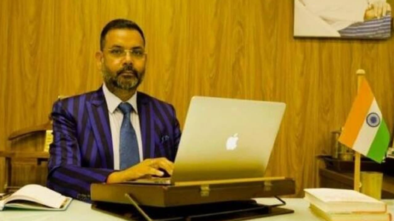 UP News: जालसाज संजय राय शेरपुरिया पर ED का बड़ा एक्शन, गुजराती डायरी खोलेगी कई राज