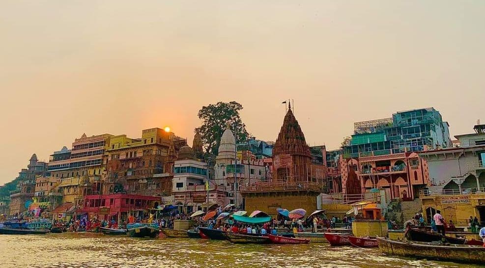 UP News: देव दीपावली पर 15 लाख दीपक से जगमगाएगी काशी, लेजर शो में दिखेंगे महादेव के अद्भुत रंग