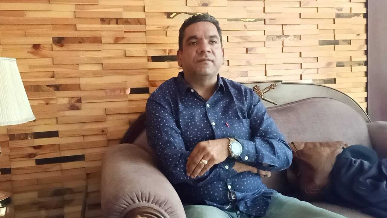 काशी में बंधक बने फिल्म के कलाकार और दूसरे सदस्य, सवाल उठा- योगी जी ऐसे बनाएंगे यूपी में फिल्म सिटी? काशी में बंधक बने फिल्म के कलाकार और दूसरे सदस्य, सवाल उठा- योगी जी ऐसे बनाएंगे यूपी में फिल्म सिटी?