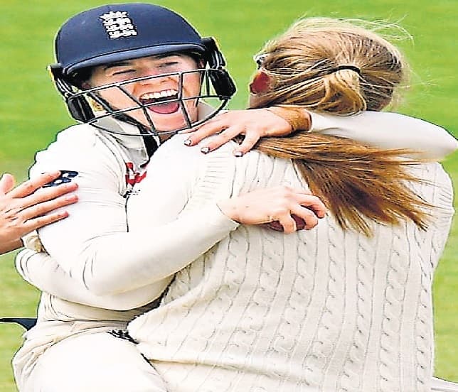 टेस्ट क्रिकेट : ‘आधी आबादी’ को सभी क्रिकेट बोर्ड ने ठगा, भारत से लेकर इंग्लैंड तक एक सा हाल