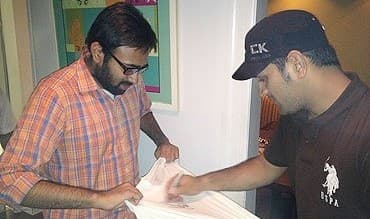 MS DHONI ने इस आदमी का चुपके से भरा होटल का बिल, जानें कौन हैं ये